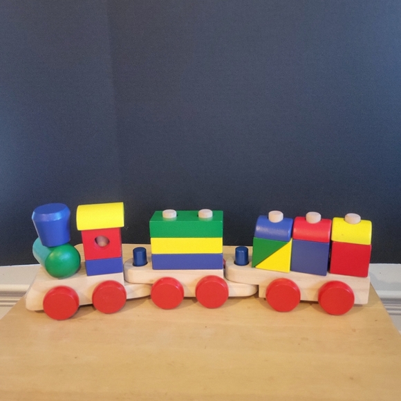 Melissa & Doug 18-piece Wooden Teain Set Ages 2+ - Picture 2 of 13